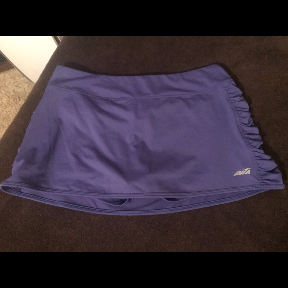 Avia Skort
